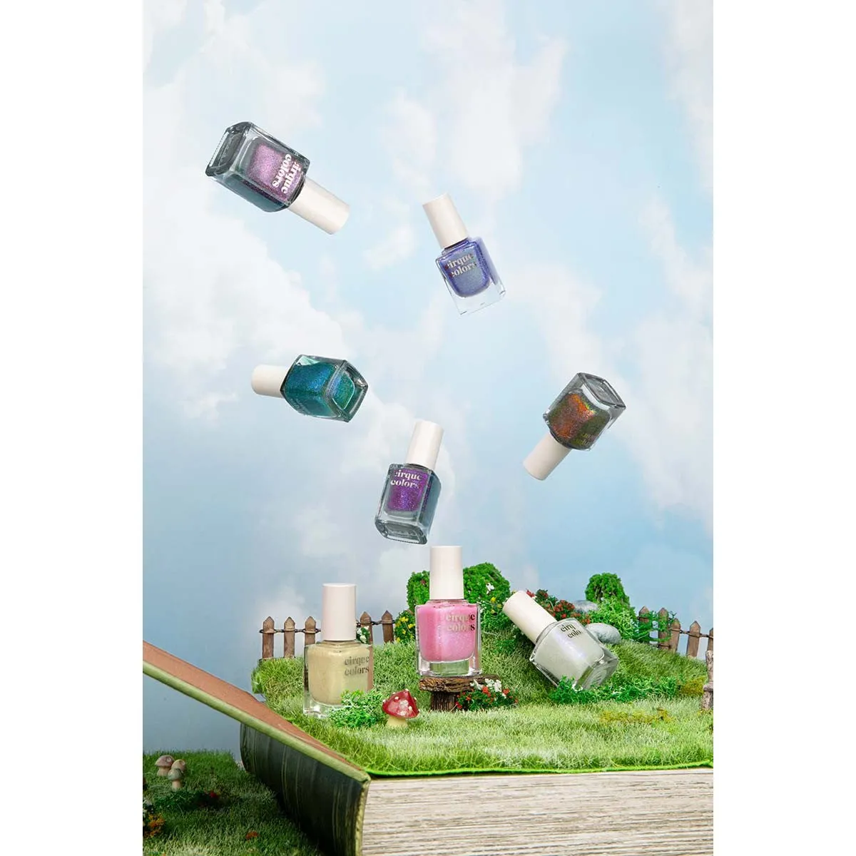 Cirque Colors - Nail Polish - Far Far Away Collection
