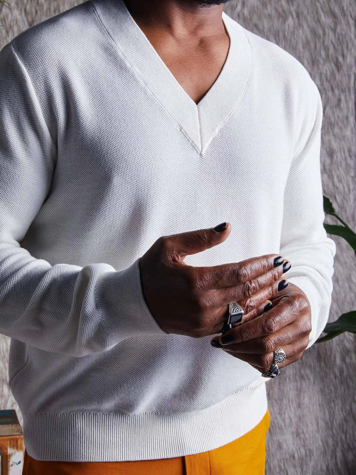 Dwayne V-neck Sweater