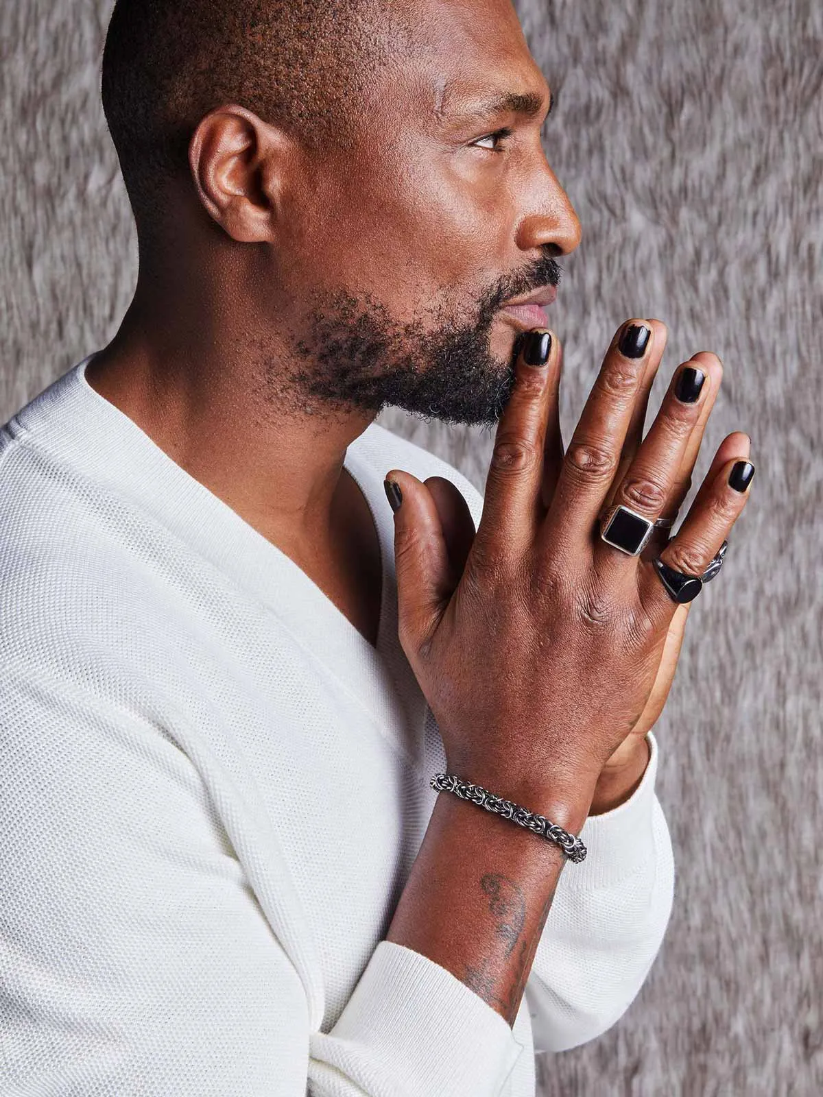 Dwayne V-neck Sweater