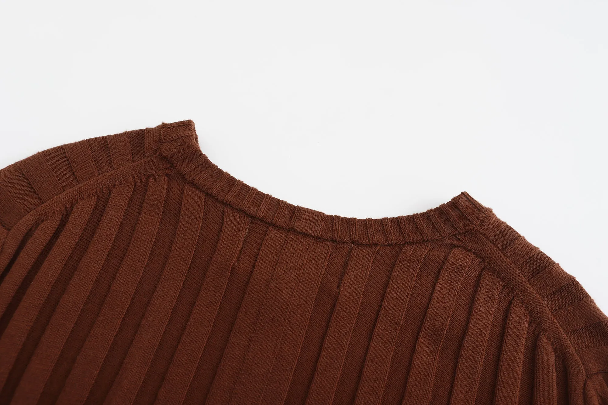 Fuzzy Sleeve Knit sweater - Brown