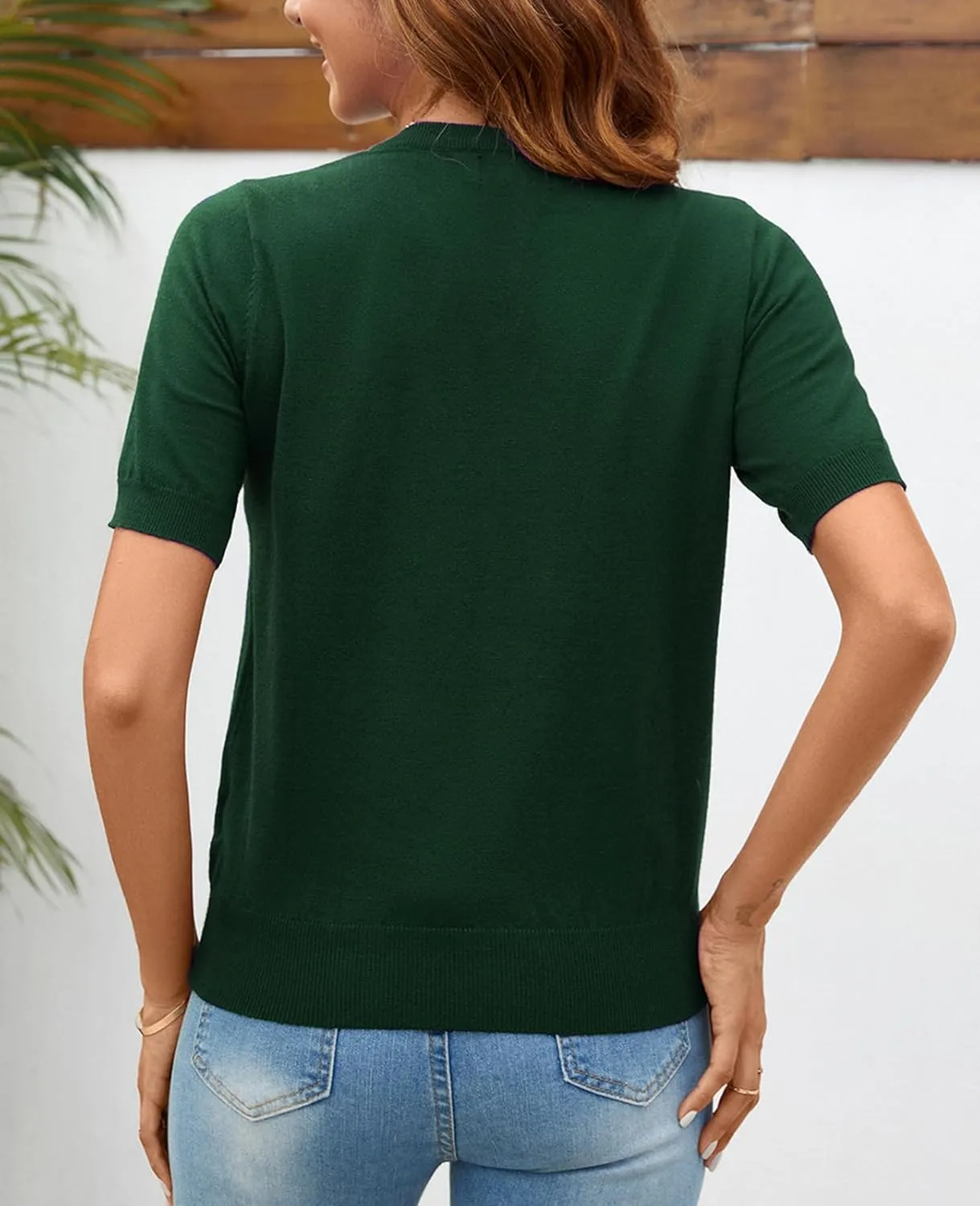 Women Short Sleeve Sweaters Casual 2025 V Neck Lightweight Pullover Knit Summer Tops Blouse